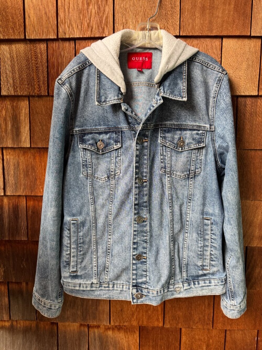 Vintage Guess Light Wash Denim Hooded Button Front Jean Jacket in Men's XXL